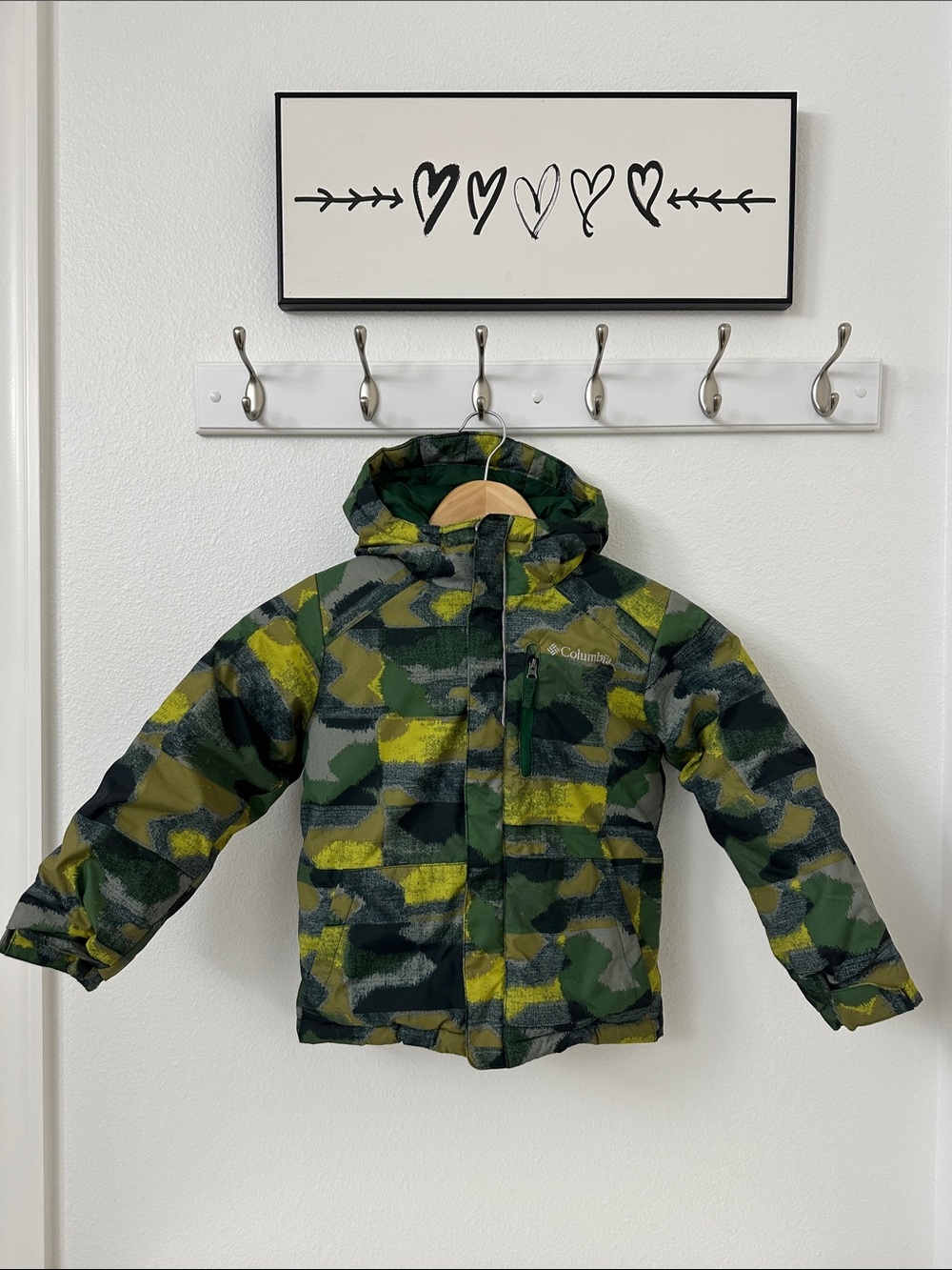 Columbia size 4/5 Green and Yellow Camouflage Camo Hooded Winter Jacket